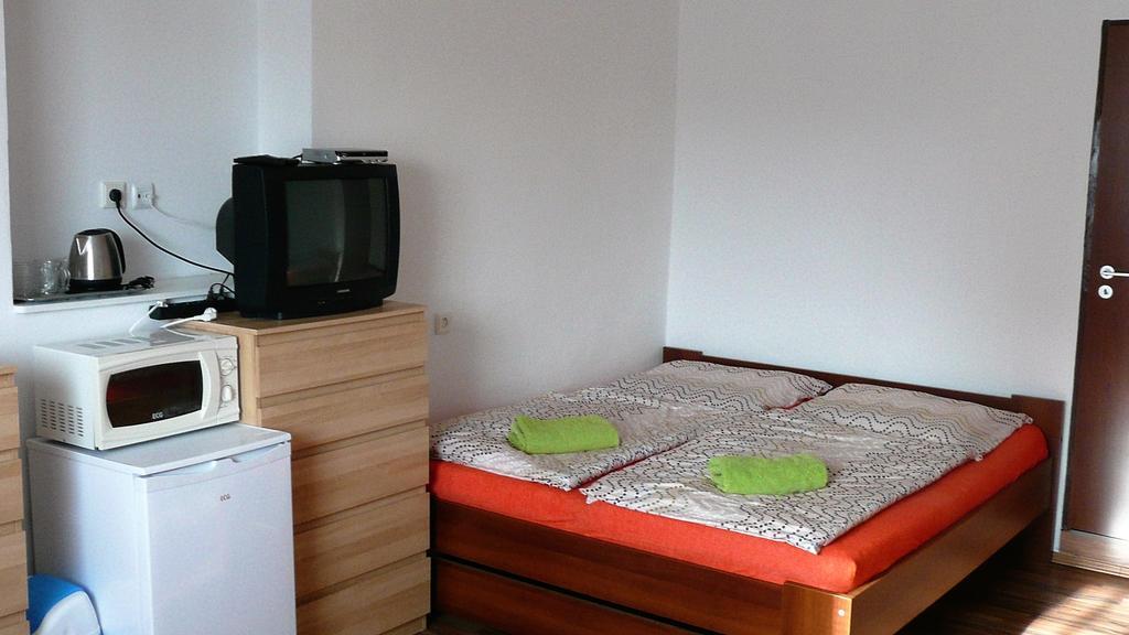 Apartments U Cara Чешка Будьовица Екстериор снимка