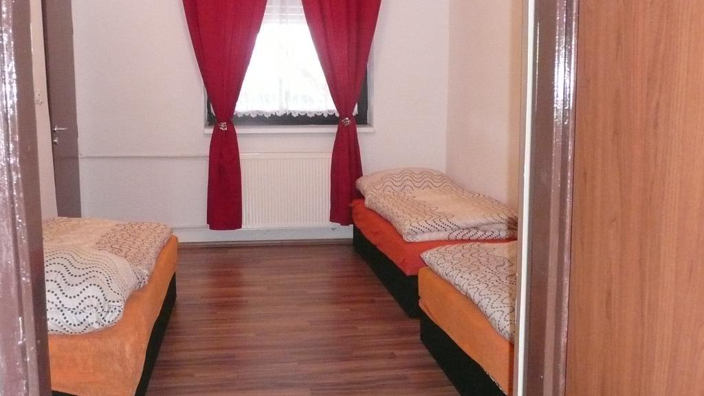 Apartments U Cara Чешка Будьовица Екстериор снимка